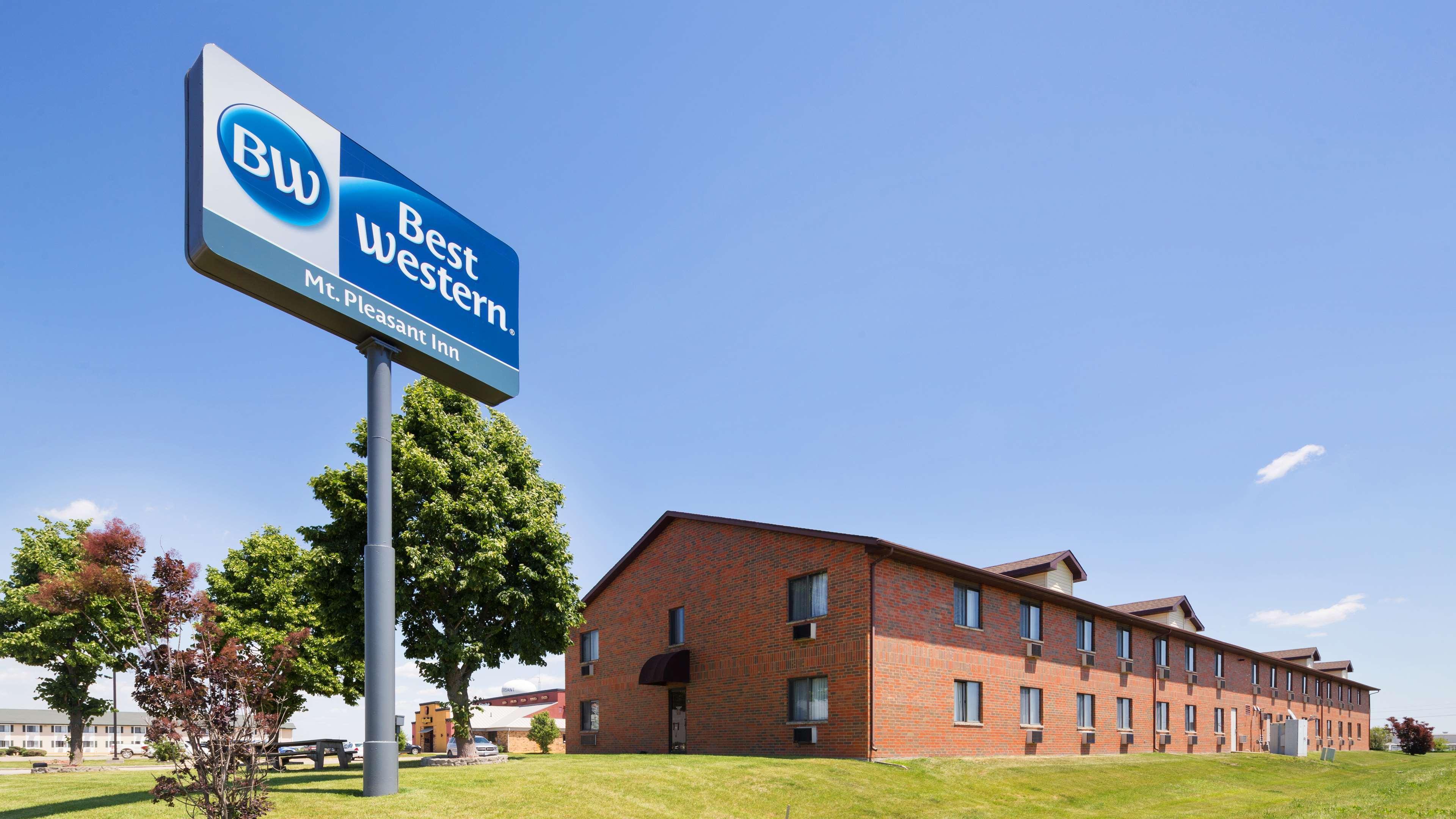Best Western Mount Pleasant Inn Buitenkant foto