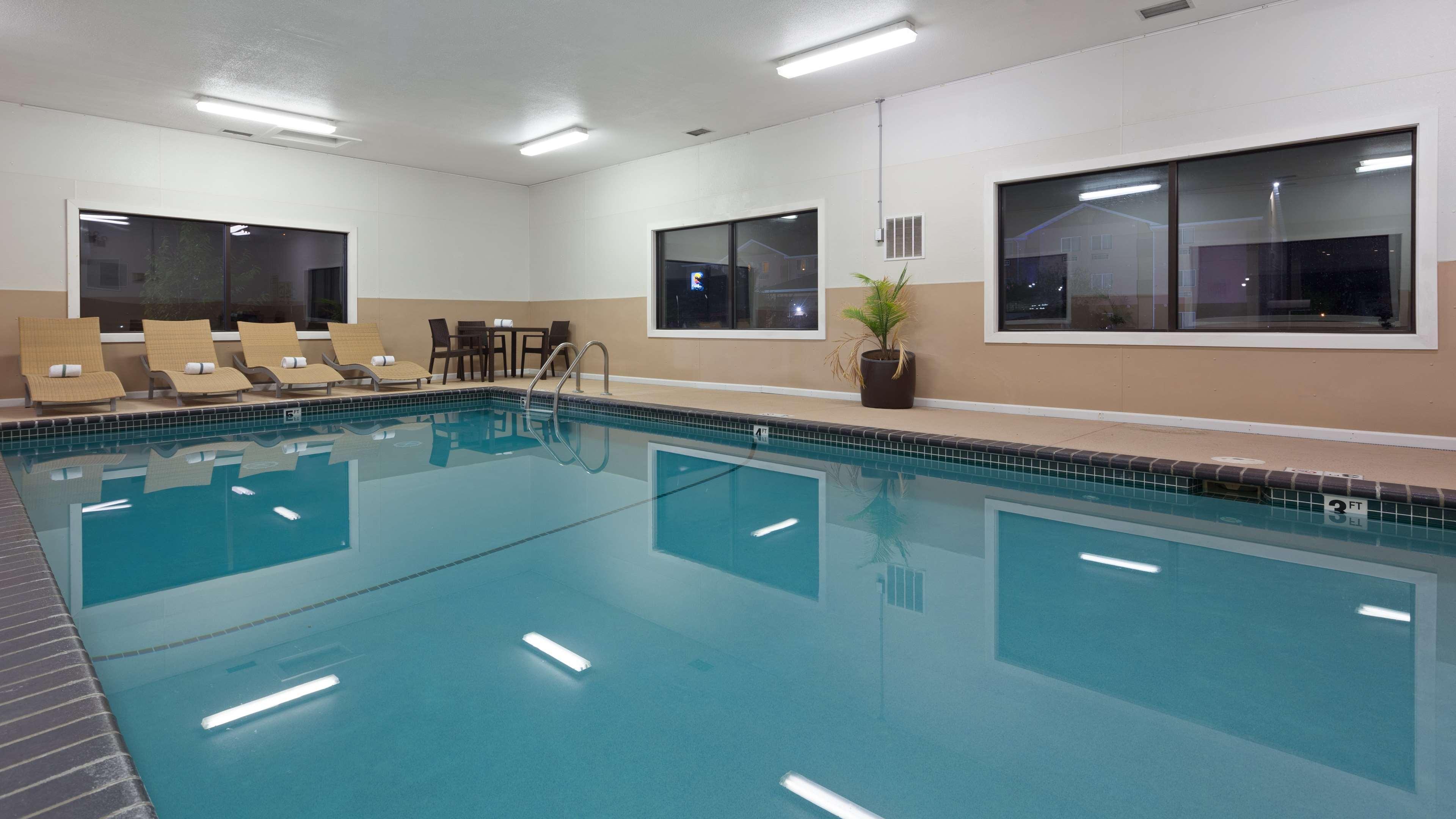Best Western Mount Pleasant Inn Buitenkant foto