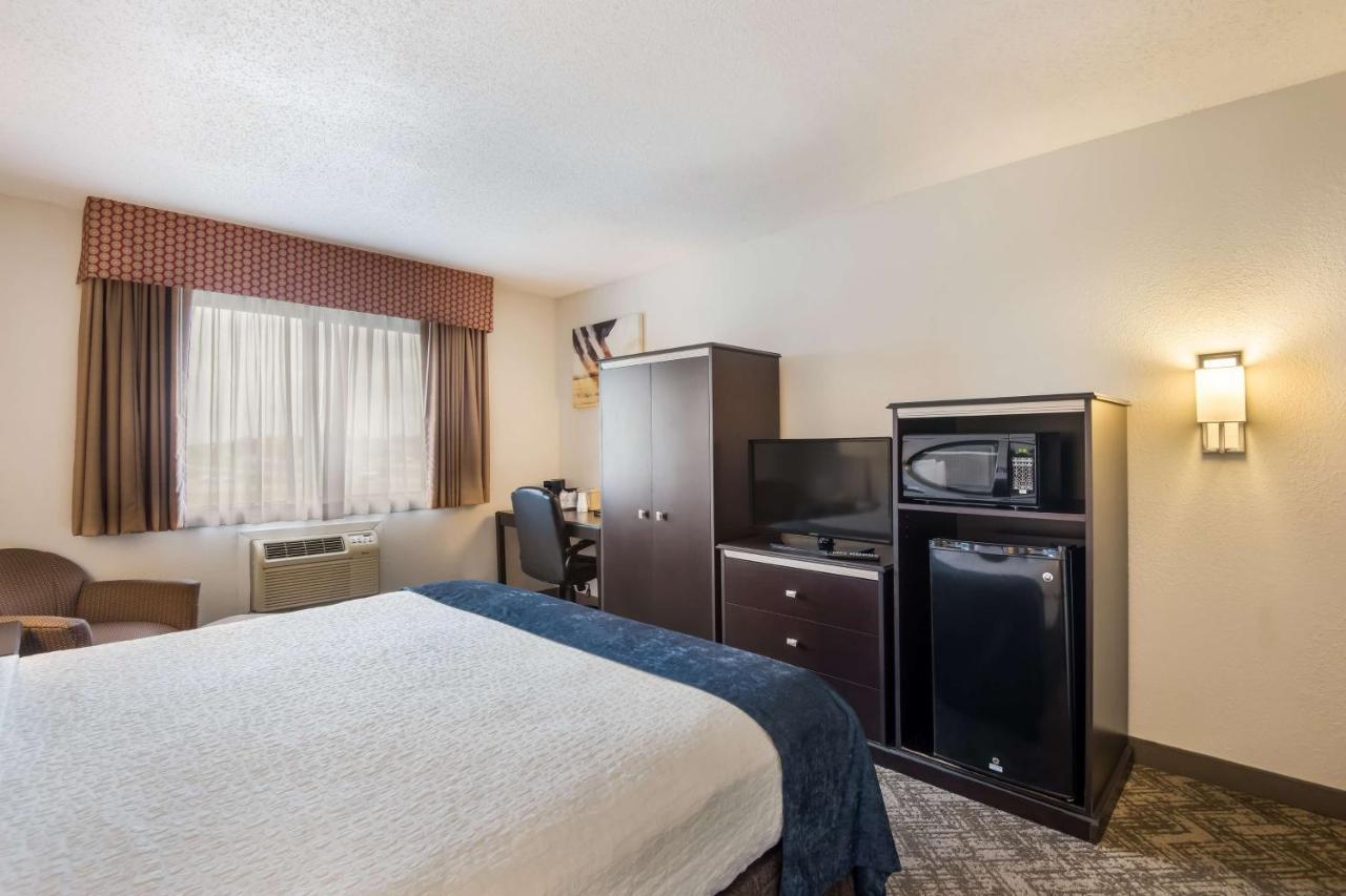 Best Western Mount Pleasant Inn Buitenkant foto