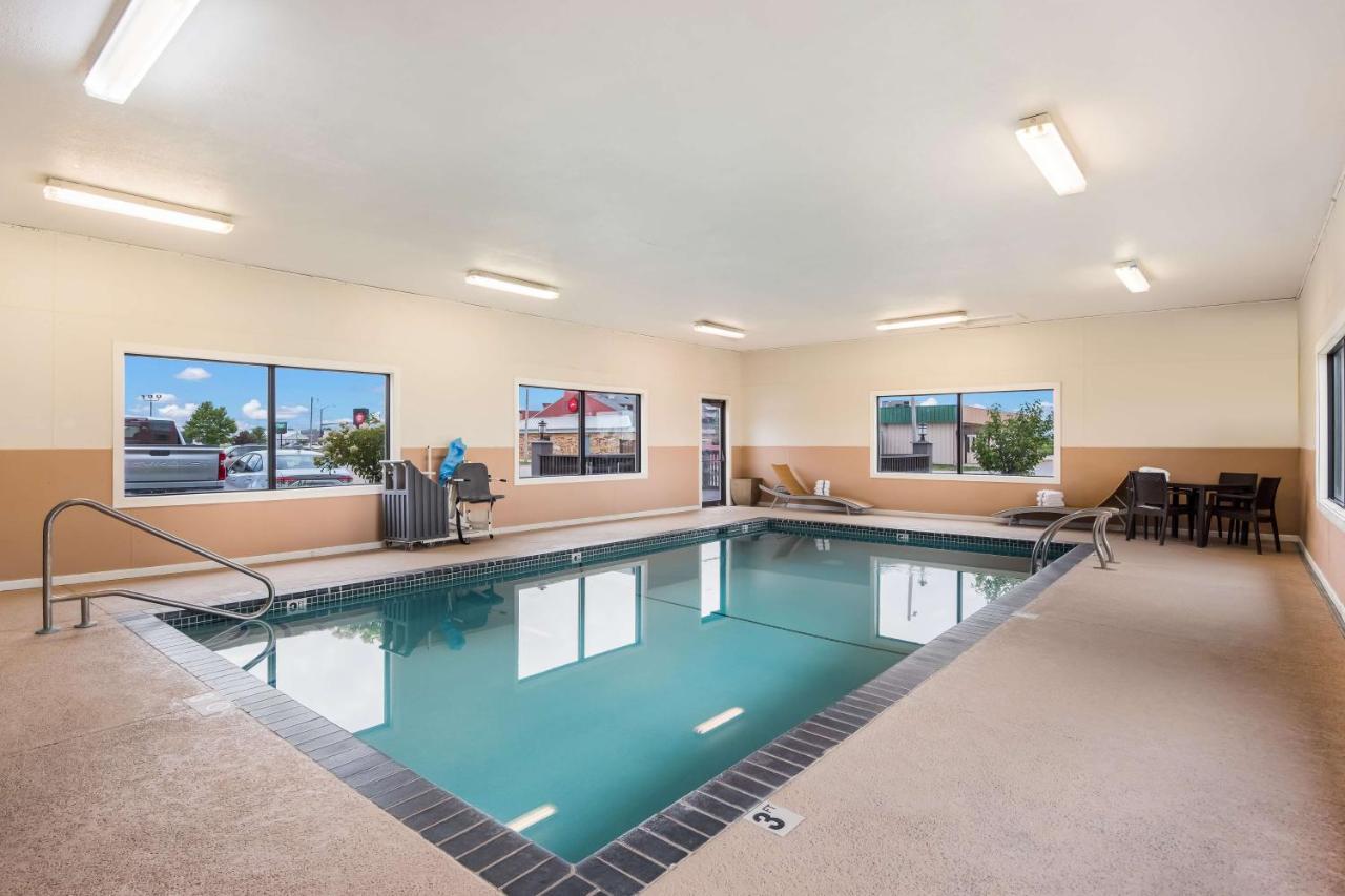 Best Western Mount Pleasant Inn Buitenkant foto