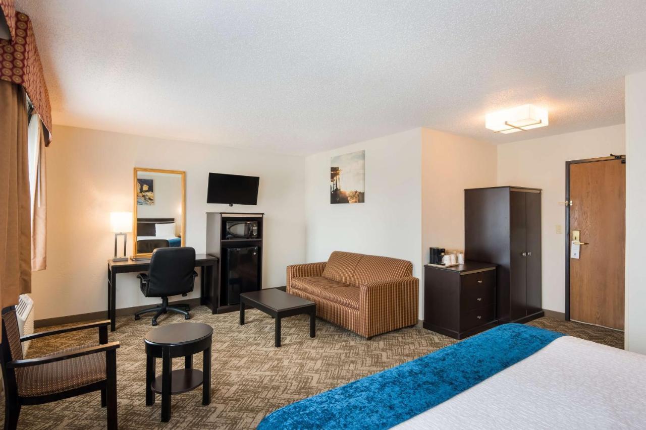 Best Western Mount Pleasant Inn Buitenkant foto